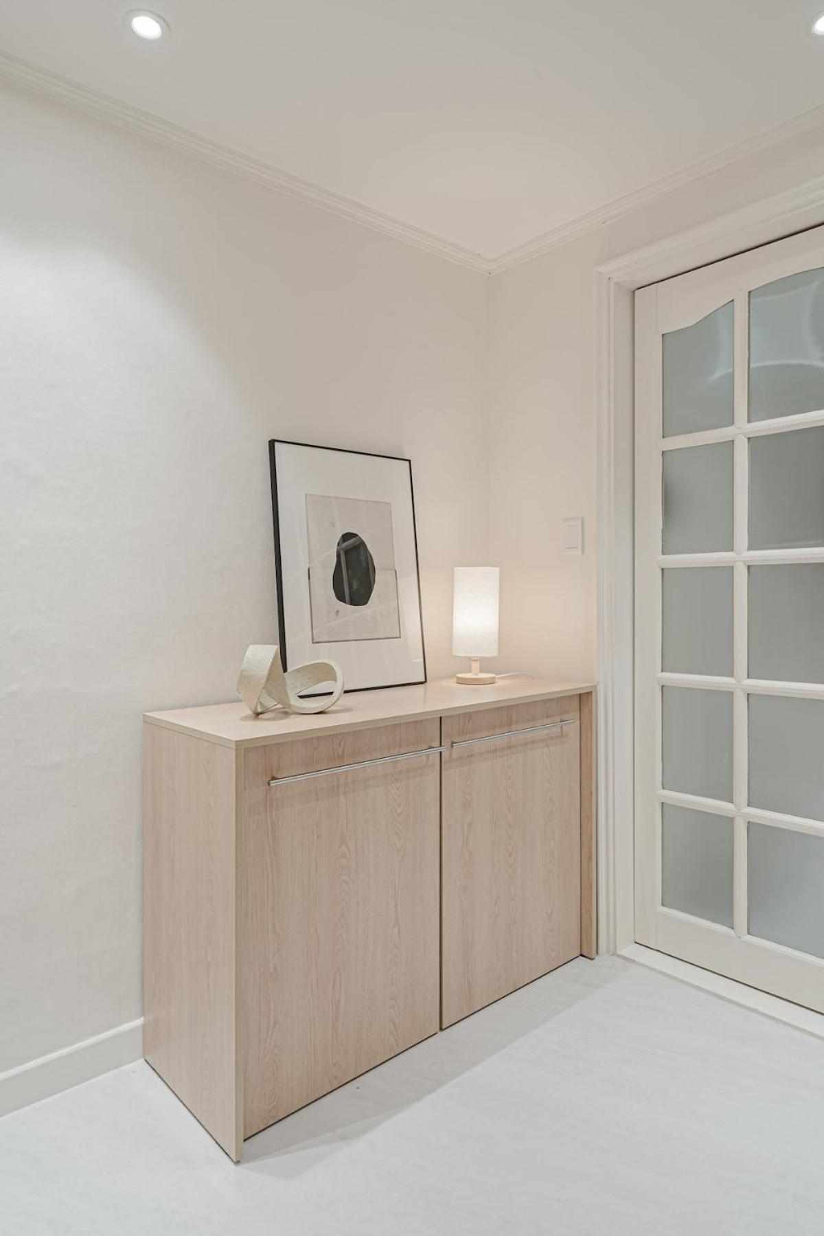 Holiday home 201 Apgujeong 2nd, 1 Bath Queen Bed